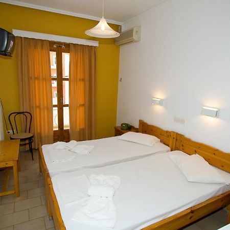 Hotel Aidipsos Лутра-Едіпсу Номер фото