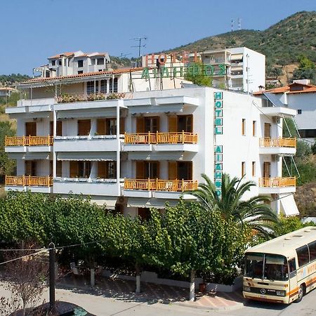 Hotel Aidipsos Лутра-Едіпсу Екстер'єр фото