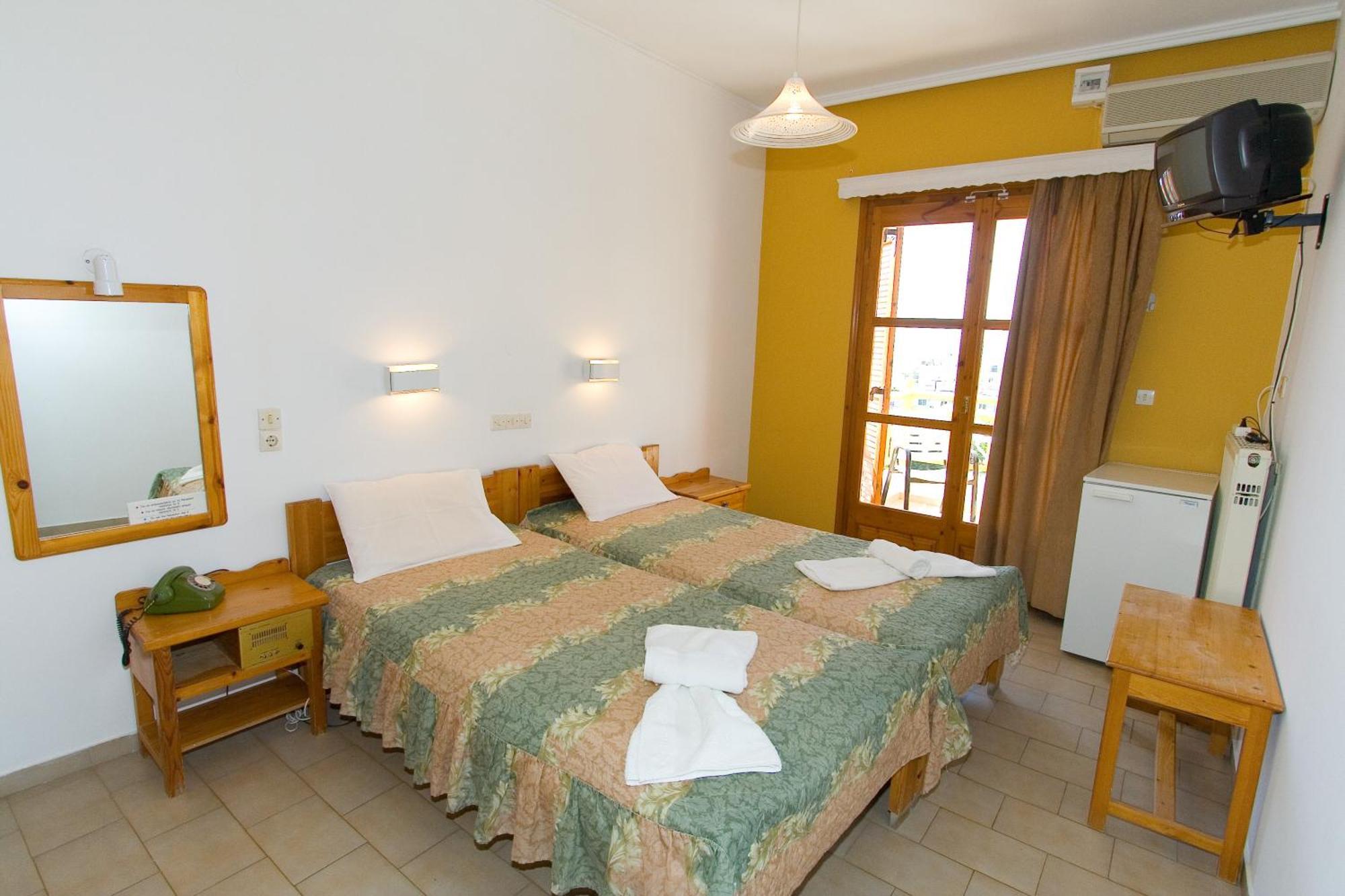 Hotel Aidipsos Лутра-Едіпсу Номер фото